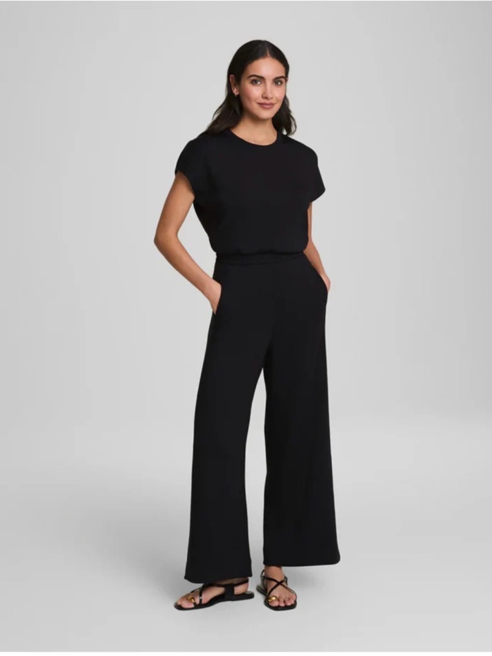 SPANX AirEssentials Cropped Wide-Leg Jumpsuit in Very Black - Size S Tall